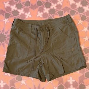 The North Face Y2K Women's Green/Tan Hiking Shorts